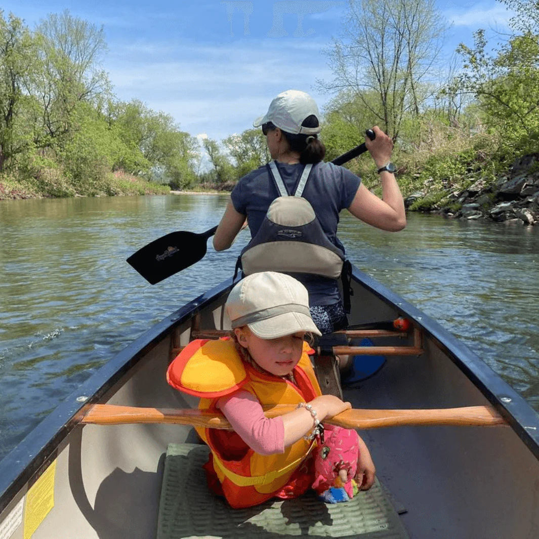 Aqua Bound Edge 1-Piece Canoe Paddle With Paddler