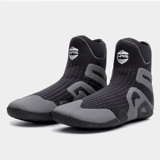 NRS Freestyle Wetshoe Pair